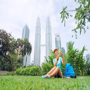쿠알라룸푸르 반나절 투어: 페트로나스 트윈 타워, 국립 기념물, 국립 모스크, 다타란 메르데카 | 말레이시아