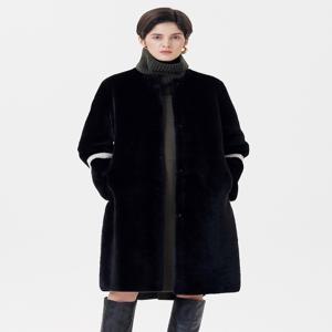 [핀블랙] REVERSIBLE MERINO MUSTANG LONG COAT BLACK