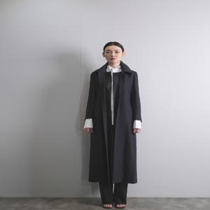 [시지엔 이] 레이어드실크카라프론트롱코트