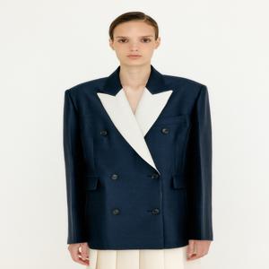 [잉크] 벨 콘트래스티드 카라 더블-브레스트 블레이저 - 네이비/아이보리