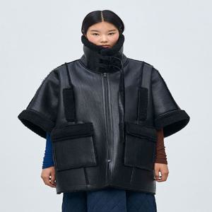 [퍼블리카엑스] [UNISEX] CLOVIS SHERPA PONCHO, BLACK