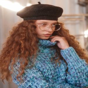 [그린버터] Premium Yarn Candy Turtleneck (L/Blue)