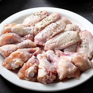  닭사무소   100% 얼리지 않은 국내산 냉장  닭날개 닭봉 닭윙  500g / 1kg