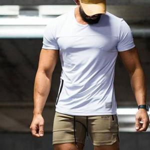 남자 반팔쫄티 짐웨어 국방색 U넥 조각 티셔츠