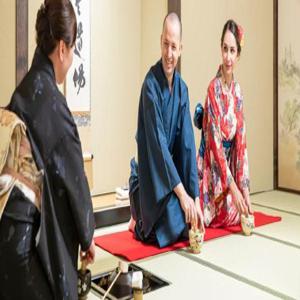 [여름, 가을 추천 체험] 일본 정통 기모노 다도 전통 문화 체험을 제공하는 HANAYAKA (도쿄 아사쿠사)