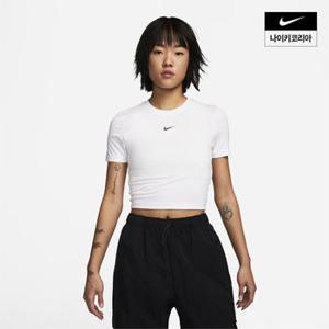 여성 나이키 스포츠웨어 에센셜 슬림 핏 크롭 티셔츠 FB2874-100