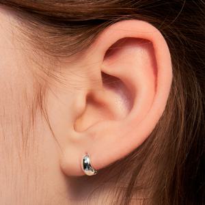 [Hei][수지, 이청아, 전종서, 에스파 카리나, 이현이, 스트레이키즈 현진 착용] plump mini earring