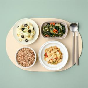 [당뇨환자용 식단] 현미수수밥과 영양수삼찜닭 (1식단)