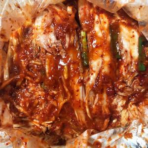 고향의맛 고맛 중국산 포기 김치 10kg 중국 배추 수입 생김치 업소용 식당(박스발송)