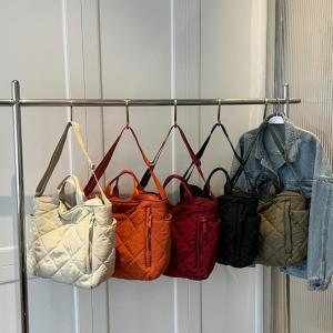 [신세계라이브쇼핑][옷자락] 여자 겨울 패딩가방 퀼팅 컬러웨이 나일론 크로스백