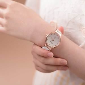 여자 여성 학생 손목 시계 선물 추천 CU961기하학적인 패턴으로 모던한 느낌