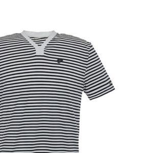 네파 남성 콜린 V넥 반팔 티셔츠 등산 스트라이프 상의 이월상품