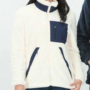 [오너클랜]여자 10대 20대 집업 스타일 패션 겨울 코디 후리스