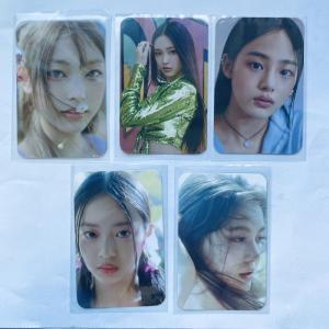 [신세계몰]뉴진스 EP 1집 New Jeans 공식 앨범 특전 포토카드 정품 2 - 멤버 한장 선택