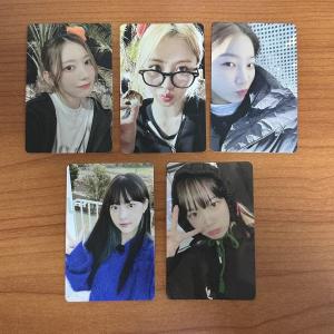 [신세계몰]르세라핌 LE SSERAFIM 포토북 DAY OFF IN JEJU 공식 포토카드 1  - 멤버 선택