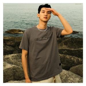 [지이크]커런트 레터링 오버핏 반팔 티셔츠 (FEIBD3311)