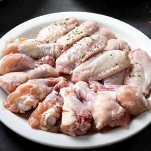  닭사무소   얼리지 않은 100% 국내산 냉장 닭날개  닭봉+닭윙 셋트1kg