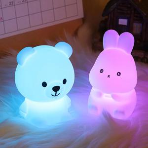 어린이 야간 조명 귀여운 토끼 곰 미니 소프트 실리콘 침실 데스크탑 장식 다채로운 배터리 램프, 어린이 크리스마스 선물
