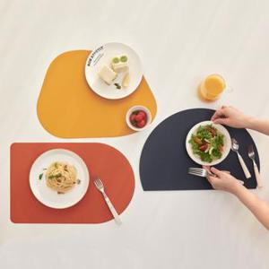 [무케] 페니체_모던 테이블매트 (5colors) 미끄럼방지 방수 식탁커버