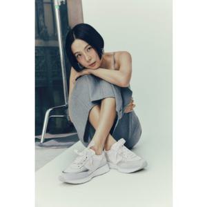 [슈콤마보니] SUECOMMA BONNIE DG4DS24029WHT [김나영 착용]Mesh combi sneakers(white)