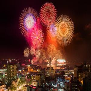 가고시마 긴코만 여름밤의 불꽃축제 티켓 예약 (가고시마 불꽃축제)