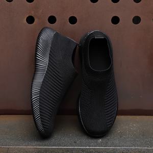 남성용 트렌디한 솔리드 슬립 온 우븐 니트 통기성 양말 신발, 편안한 미끄럼 방지 소프트 솔 스니커즈