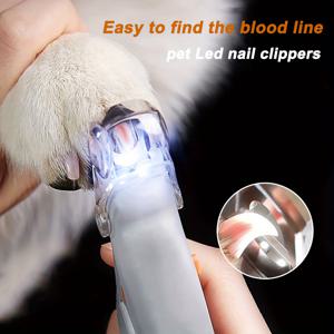 고양이와 개 손톱깎이 손톱 광택기 LED 조명 가위 청소 용품