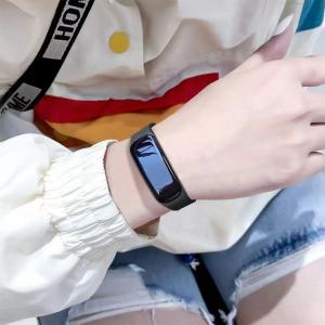 남자 군입대 전자식 손목 시계 멀티 컬러 스크린 전자 스마트 밴드 남녀 혈압
