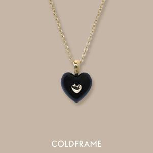 [콜드프레임](강남점)VERY VINTAGE TINY BLACK GOLD HEART PENDANT NECKLACE