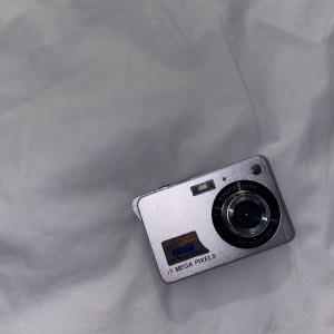 (실버) 빈티지 카메라 디카 레트로 감성카메라  여행용 디지털 카메라