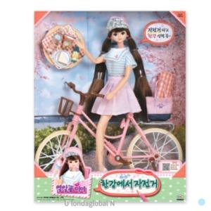미미월드 열일곱미미 한강에서 자전거 장난감 선물