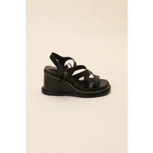 [슈콤마보니]SUECOMMA BONNIE DG2AM24050BLK Strap wedge heel sandal(black)