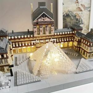 3500개의 프랑스 루브르 건물 모형, 퍼즐 교육 건물 블록 세트, 장식용 선물