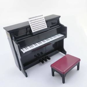 1:12 소형 피아노 인형의 집 액세서리, 의자 및 악보가 포함된 미니 시뮬레이션 피아노 복제, 검은색 사진 소품, 생일 선물