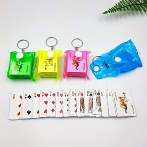 12pcs 휴대용 미니 재생 카드 포커 키 체인 작은 보드 게임 키 체인 4cm/1.57 