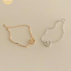 [라일리의류] Rly (925 Silver) Pretzels heart bracelet C 05
