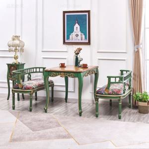 골드 아메리칸 스타일 단단한 나무 식탁 및 의자, 직사각형 커피 테이블, 가벼운 럭셔리 발코니 더블 소파 의자 등받이