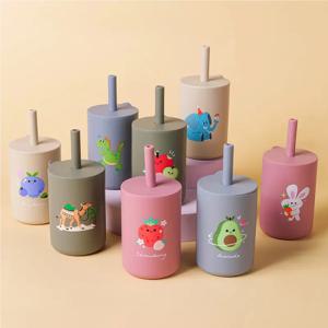 절묘한 패턴 뚜껑이 달린 아기 실리콘 컵, 휴대용 음료 빨대 컵, 어린이 누수 방지 수유 할머니 병 컵, 150ml