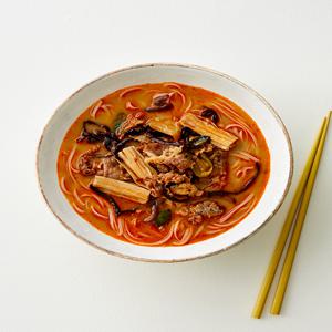 [리틀 비엣남] 마라 소고기 쌀국수