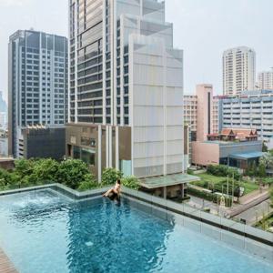 [스카이뷰/방콕 3박5일] 시티뷰 루프탑 바와 인피니티 풀을 갖춘 수쿰빗 5성급 호텔