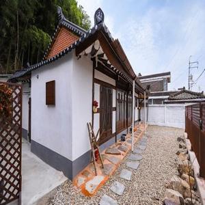 전주 전주한옥고희펜션