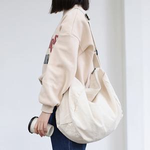 여성 가방 캐주얼 캔버스 크로스백 대학생 데일리백 (아이보리)