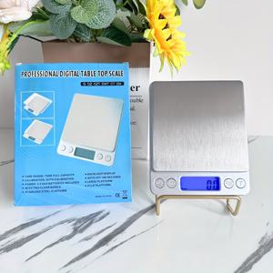 베이킹용 고정밀 디지털 주방 저울 - 컴팩트하고 식품 안전 디자인, 대형 디스플레이, 배터리 구동 (Aaa), 배터리 미포함