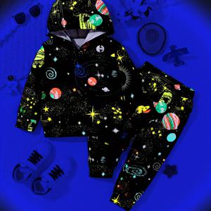 2pcs 소년의 야광 행성 패턴 복장, 까마귀 & 바지 세트, 가을 겨울용 아동복, 선물로