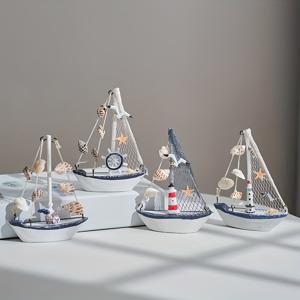 집과 사무실을 위한 화려한 해양 전시물, 조개 장식이 있는 해양 테마로 제작된 창의적인 어린이 공예품, 러스틱한 나무 돛단배 장식품