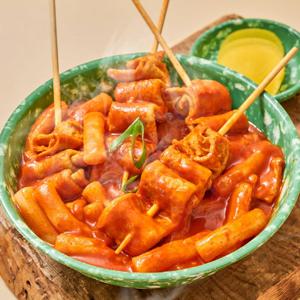 제천 빨간 오뎅 떡볶이 8인분 / 꼬치어묵 2봉 + 말랑떡 2봉 + 전통소스 2봉