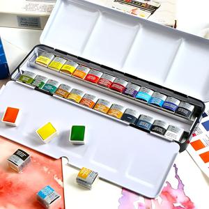 Winsor & Newton Cotman 고품질 수채화 페인트, 24 색 하프 팬 아티스트, 미술 학생 특별 스케치 페인트 세트