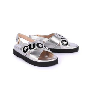 구찌 GUCCI 로고 스트랩 샌들 실버 738691 AABYB 8149