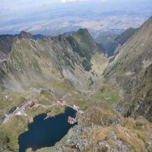 브라쇼브에서 Transfagarasan 도로와 Poienari 요새로 소그룹 당일 여행