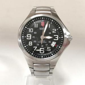 NWT Victorinox Swiss Army Men’s Base Camp Silver Stainless 40mm Watch 241333 652213